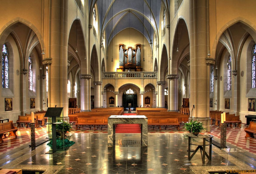 St. Gereon - Blick auf Orgel